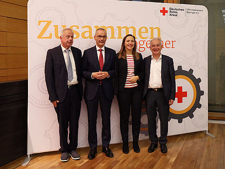 Auf dem Foto sind Schatzmeister Gerd Sprecher, Präsident Hans Dieter Scheerer, Vizepräsidentin Jasmina Hostert und Justitiar Dr. Tobias Brenner.